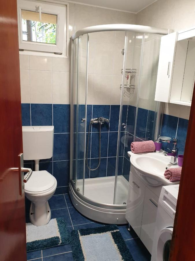 Apartment Jelena Котор Екстер'єр фото