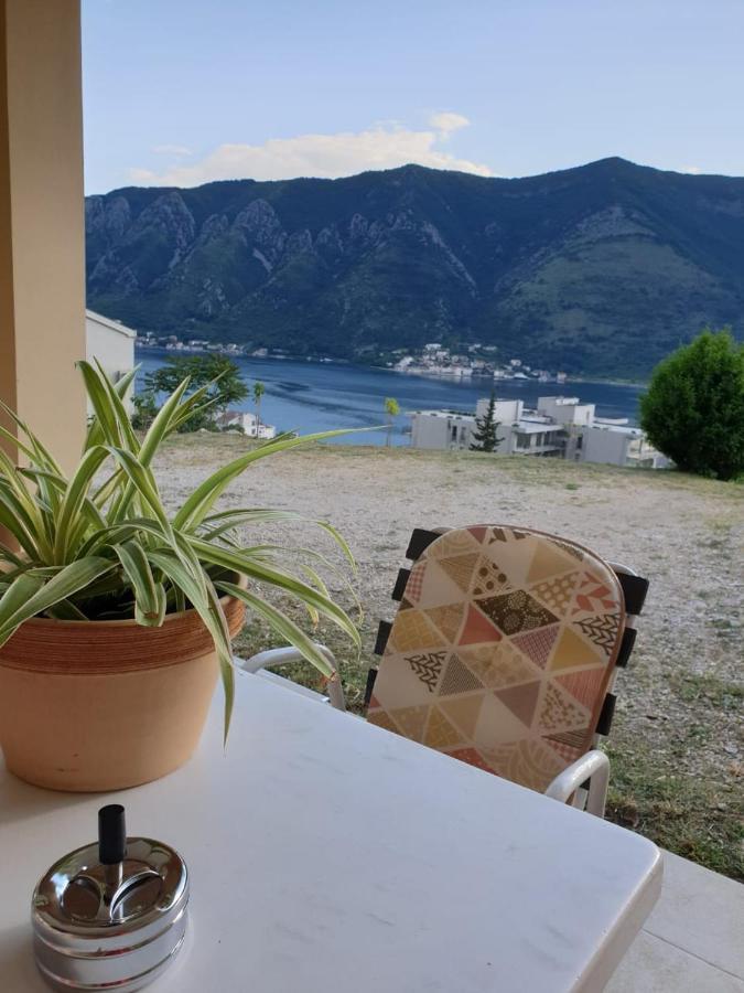 Apartment Jelena Котор Екстер'єр фото