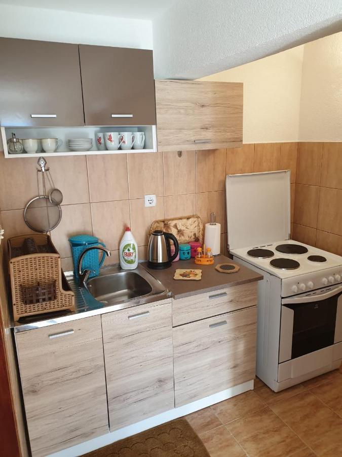 Apartment Jelena Котор Екстер'єр фото