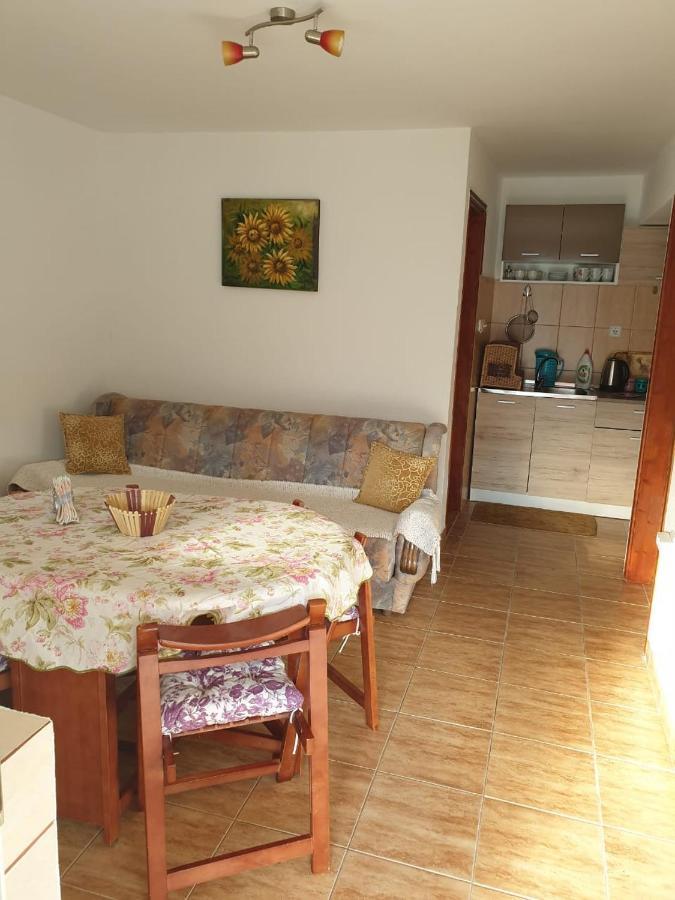 Apartment Jelena Котор Екстер'єр фото